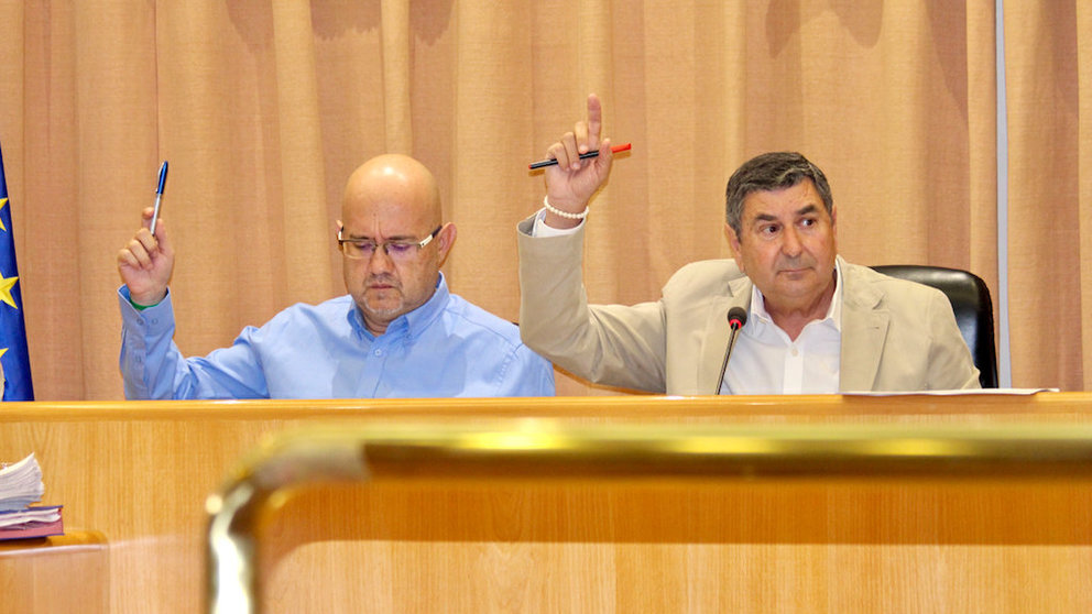 Un momento del Pleno del ayuntamiento de Vélez-Málaga. Foto de archivo.