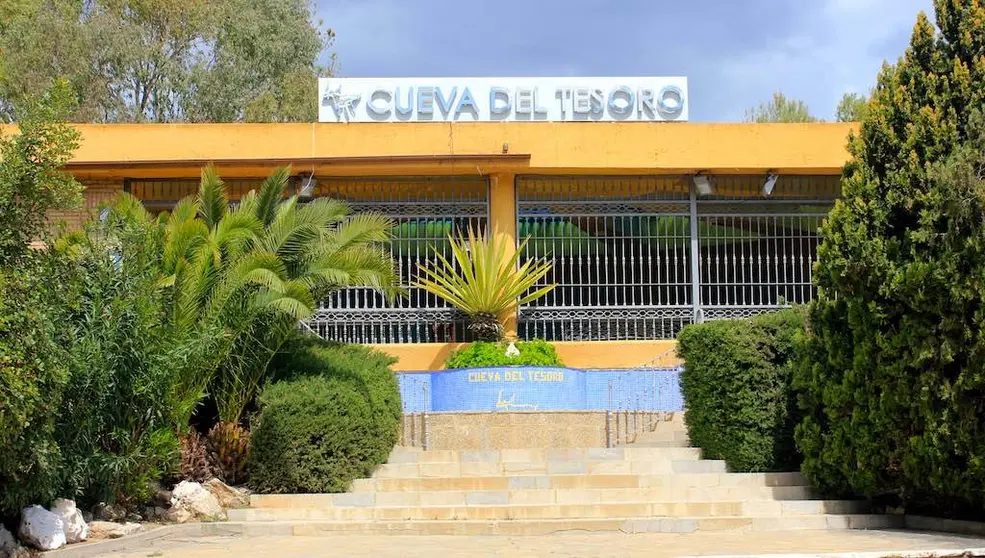 Entrada Cueva del Tesoro_6917 1024x580