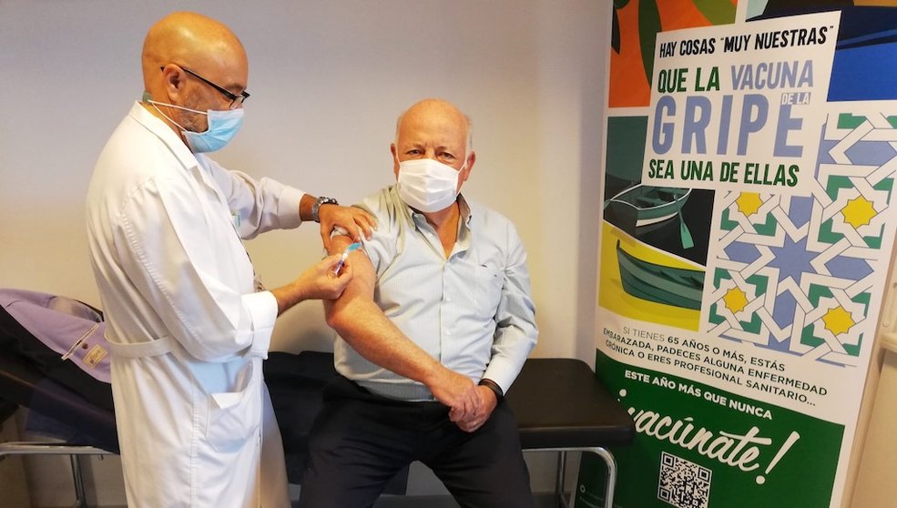Aguirre participa en la campaña de vacunación